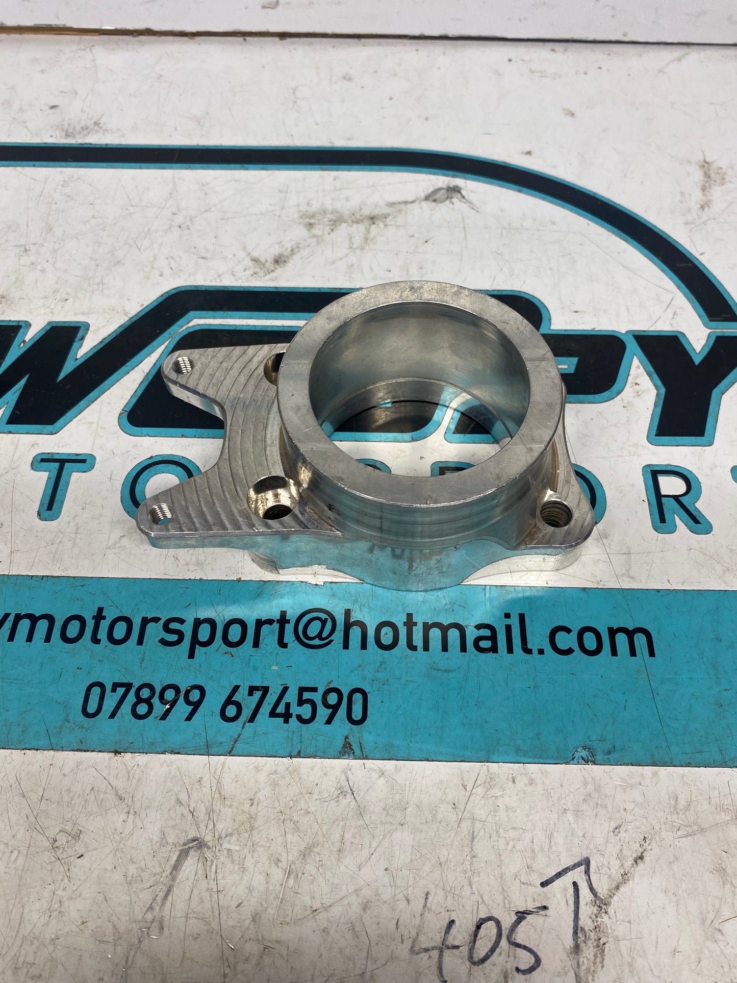 Gp200 rear bearing carrier SM0013