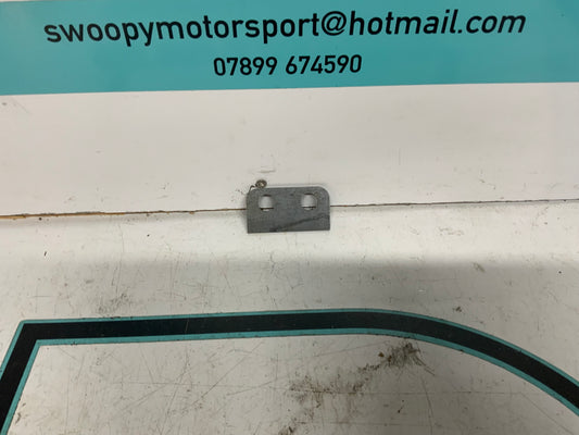 Old Berrisford wishbone shocker bracket SM0028