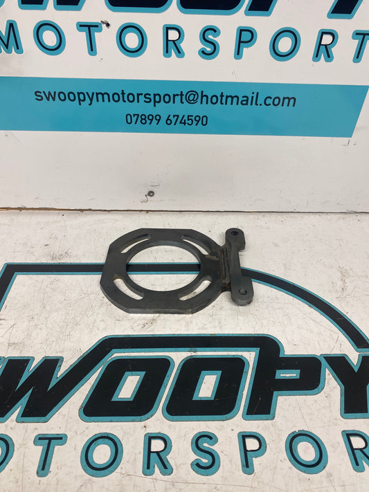 Swing arm bearing carrier plate