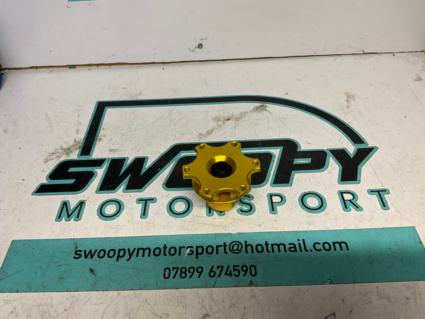 Quick release steering boss SM0031