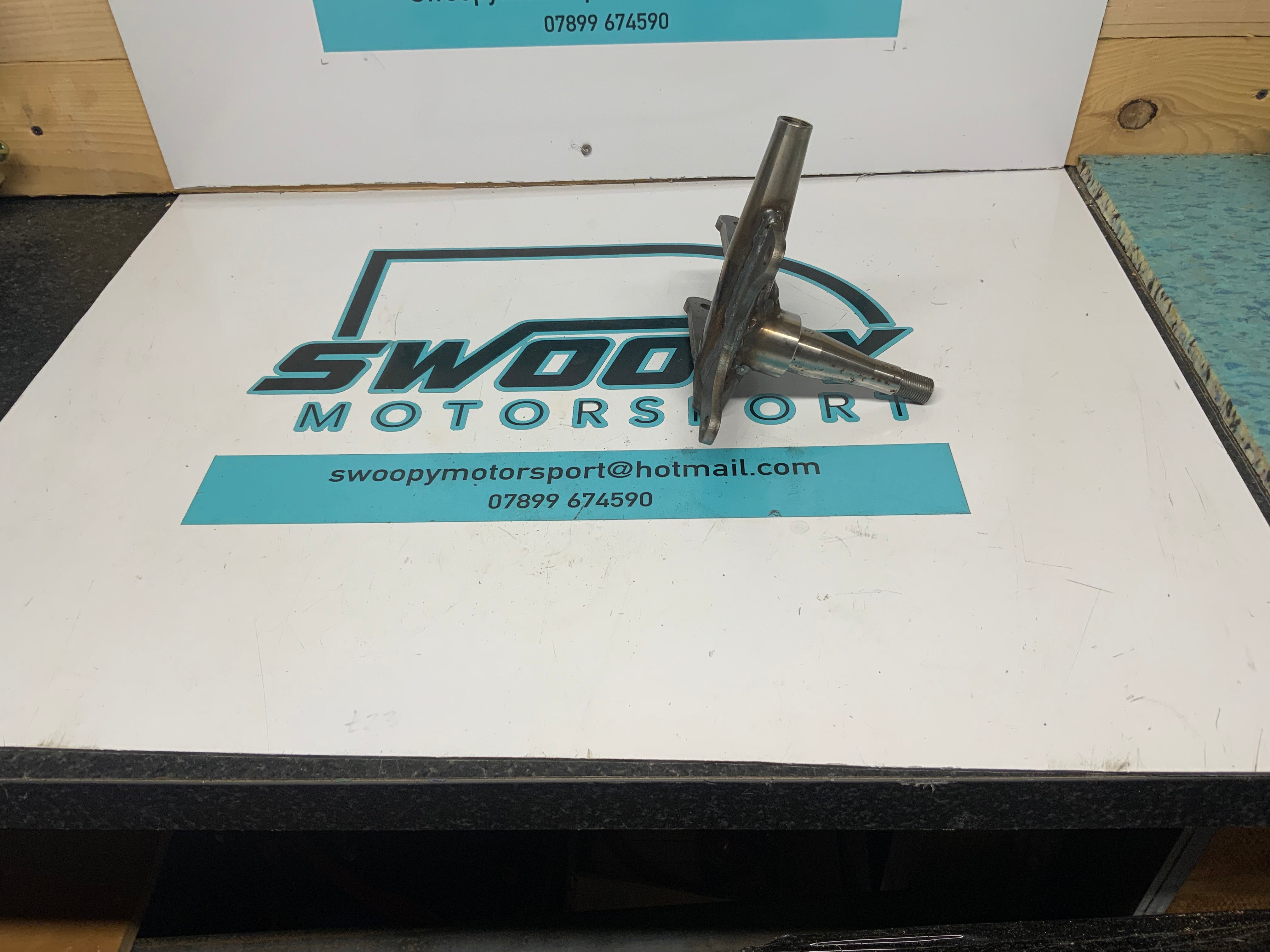 Swoopy R/H Upright - DPS - SM2415 – Swoopy Motorsport